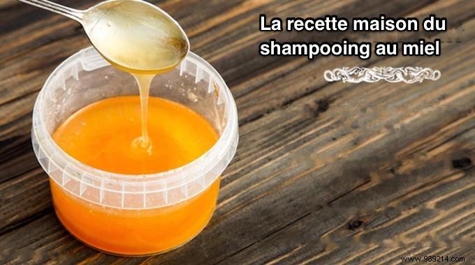 The Honey Shampoo Recipe Your Hair Will LOVE. 