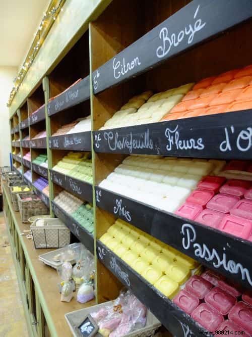 10 Tips to Know about the Real Savon de Marseille, a Magical Product. 