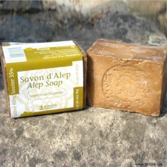 My Home Recipe For a Natural and Cheap Shower Gel with Aleppo Soap. 