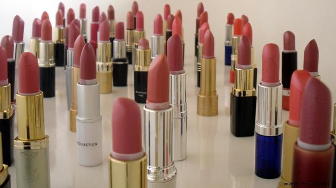 Want a New Lipstick? Recycle the Old to Create a New! 