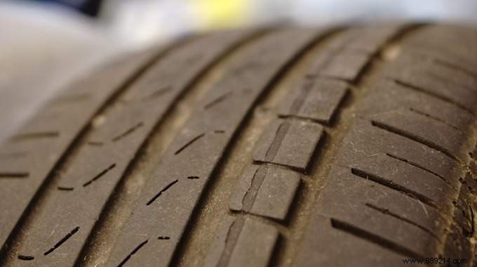 Eco-Driving:Do Not Overinflate Car Tires. 