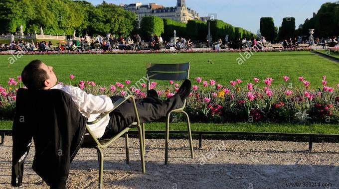 How to Take a Nap in Paris:the Best Free Places. 