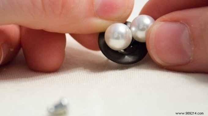 The Tip To Stop Losing Your Earrings In Your Suitcase. 