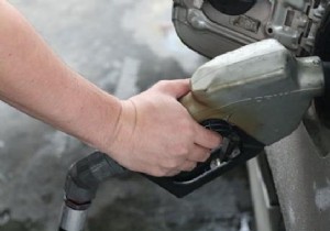 Tired of Holding the Pump While Refueling? Discover the Tip. 