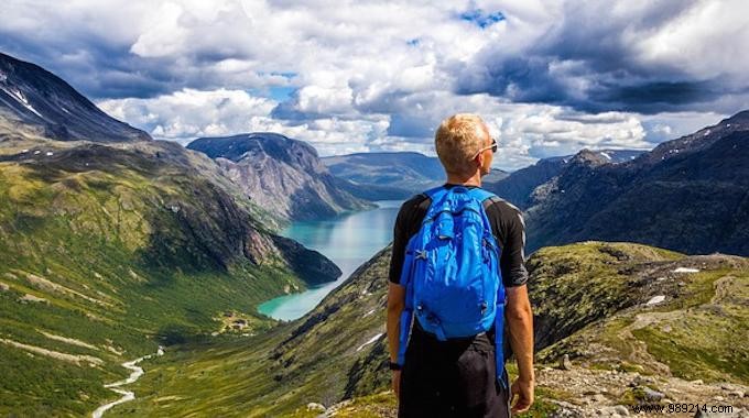 15 Reasons Why People Who Travel Do Better In Life. 