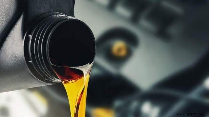 A Fluid Motor Oil to Consume Less Gasoline. 