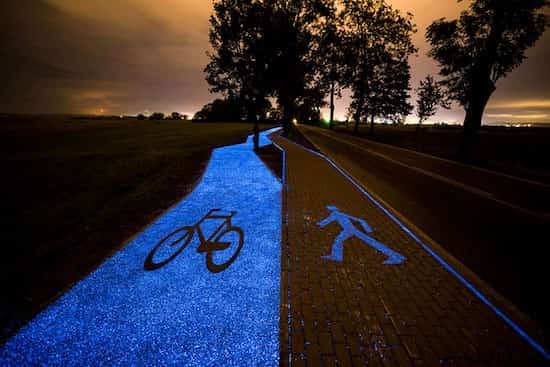 Poland Inaugurates the 1st Solar Bike Path That Glows at Night. 