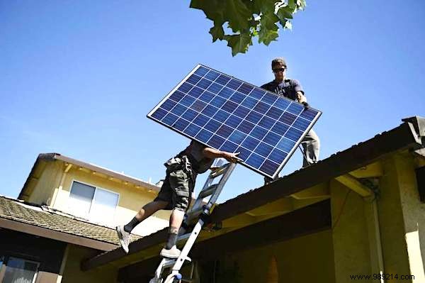 New Record:California Generates Enough Solar Power For 6 Million Homes. 