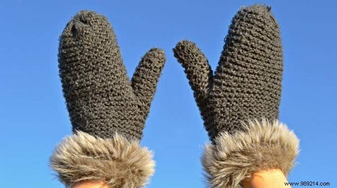 Why You Should Shop With Mittens. 