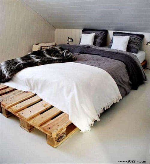 20 Awesome Homemade Pallet Bed Ideas. 