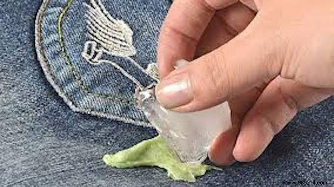 My Secret Technique for Removing Chewing Gum from Clothing. 