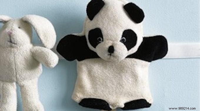 A method you ll love for storing stuffed animals. 