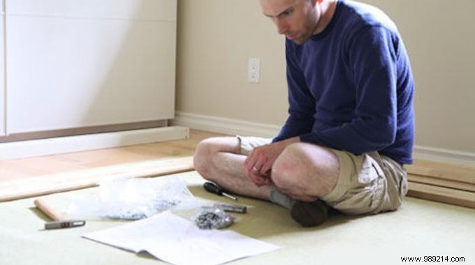 The tip for reassembling a piece of furniture more easily. 