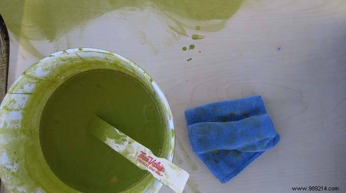 The Smart Tip to Clean A Paint Bucket Easier. 