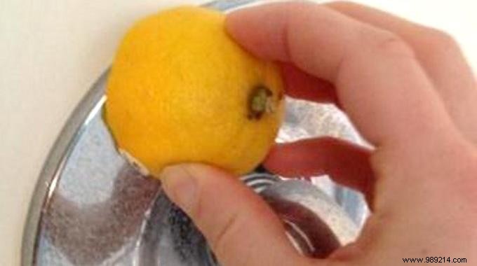 The Tip for Cleaning Limescale Deposits on Chrome. 