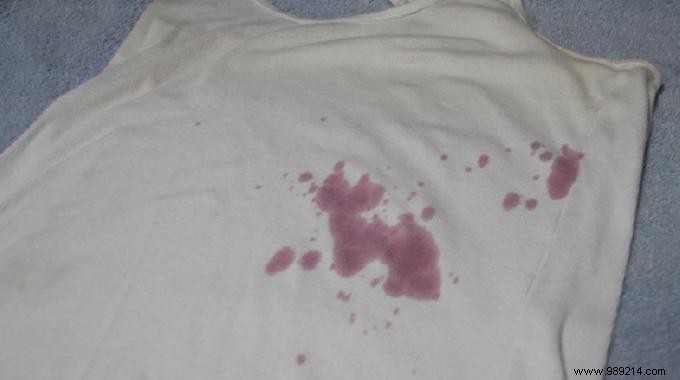 How To Easily Remove A Fruit Juice Stain. 