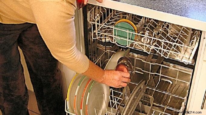 Anti-Odor Tip In The Dishwasher. 