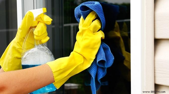 5 Proven Window Cleaning Tips. 