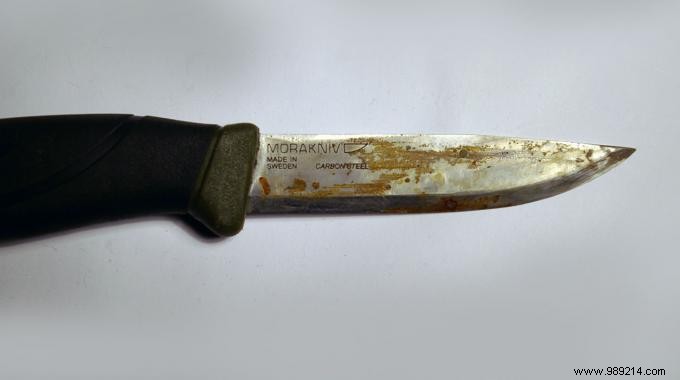 The Secret To Removing Rust Stains From A Knife In 10 Mins. 