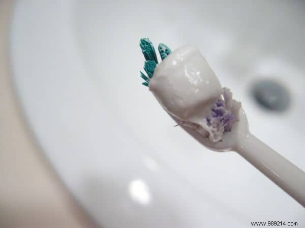 15 Surprising Uses of Toothpaste. 