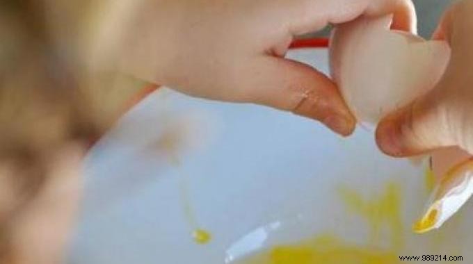My Secret Trick To Easily Remove Egg Stains. 