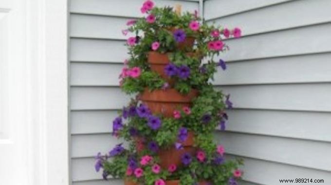 The Tip To Make A Cascade Of Flowers That Doesn t Take Up Space. 