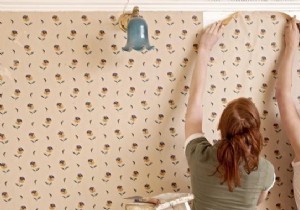 The Secret to EASILY Peeling Wallpaper. 