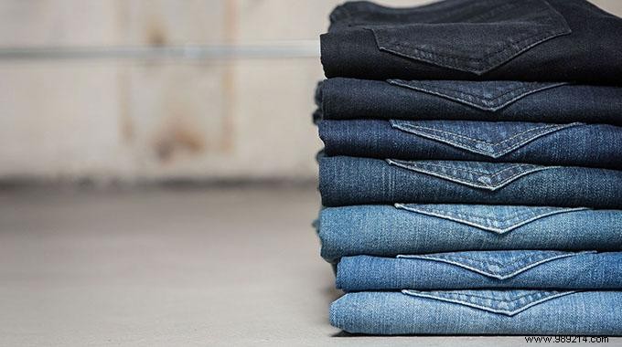 Tip For Your Closet:Find the Jeans You Need in 2 Seconds. 