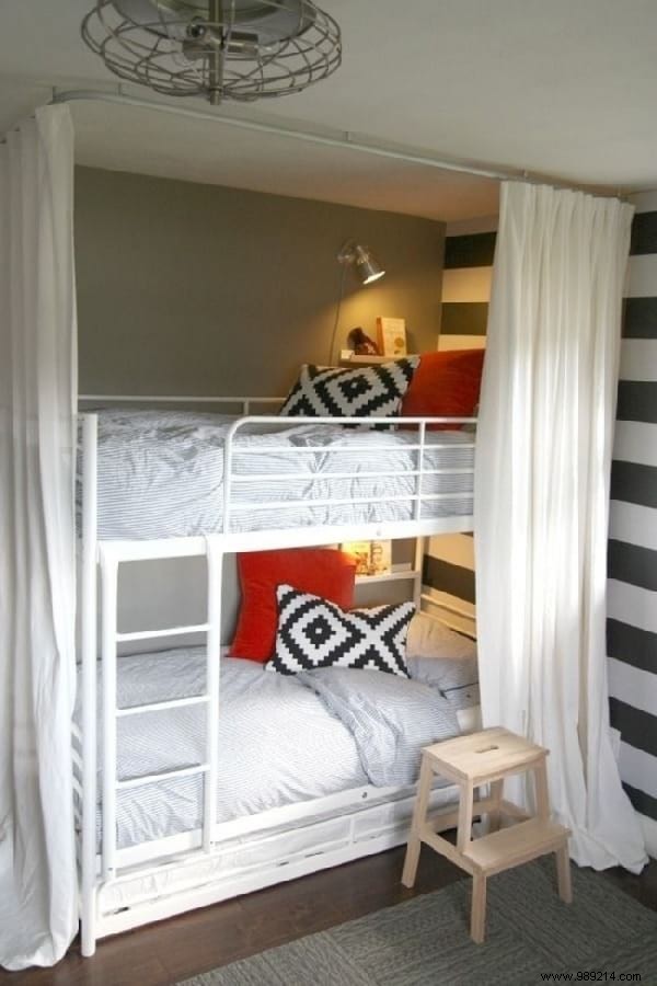 20 Genius Ideas To Easily Save Space In A Bedroom. 
