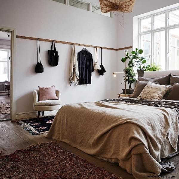 17 Ingenious Tips To Save Space In A Small Apartment EASILY. 