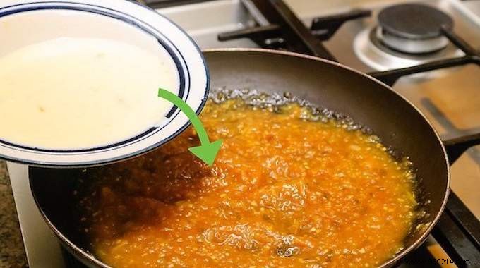 What To Do With Pasta Cooking Water? 16 Surprising Uses! 