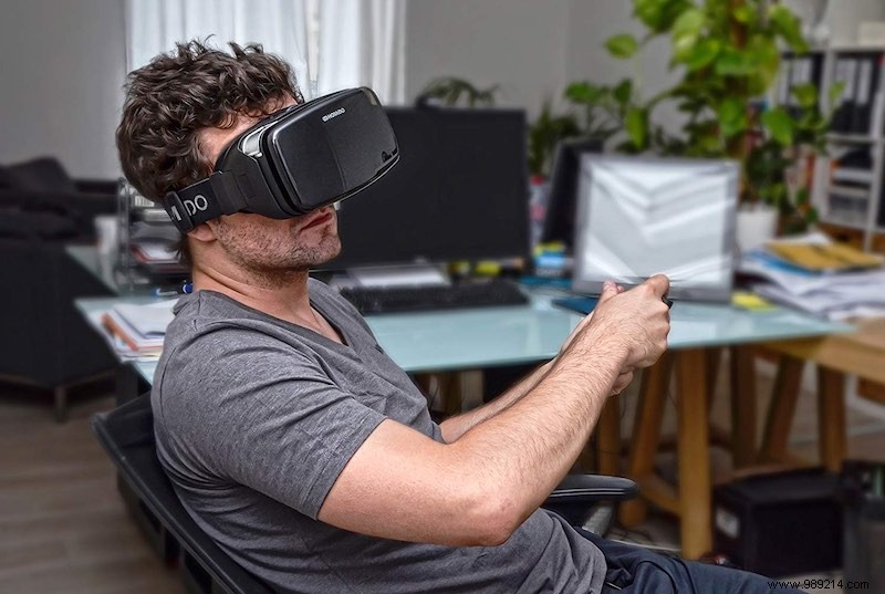 5 Good Affordable Virtual Reality Headsets to Try VR Games 