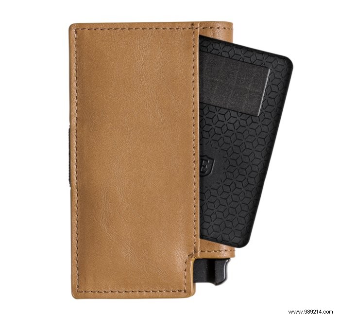Never lose your wallet again with the Ekster Parliament smart wallet 