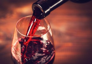 Here you can swim in a bath with red wine 