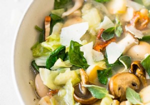 Homemade broth:the best recipes 