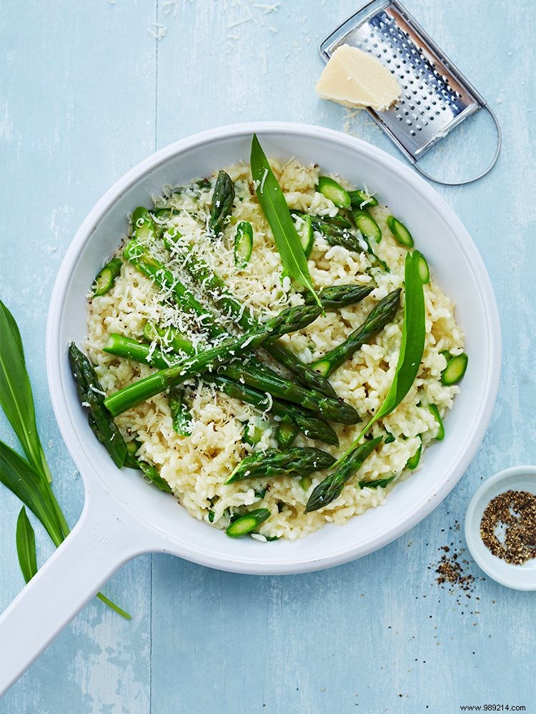 Recipe for asparagus and wild garlic risotto 