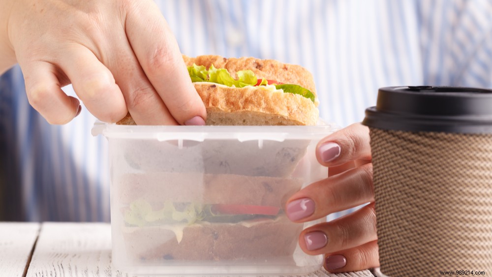 5 tips to eat a healthy lunch tomorrow 