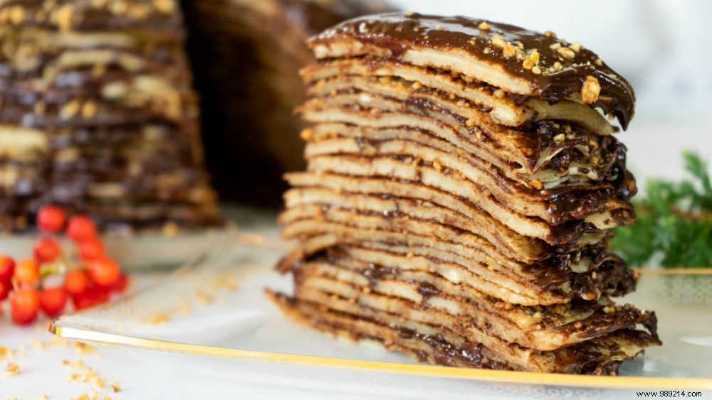 Recipe:pancake cake with chocolate and hazelnut crunch 