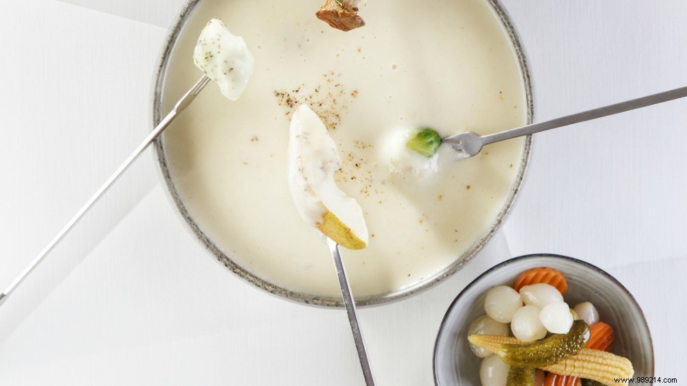 Recipe:cheese fondue with dip vegetables 