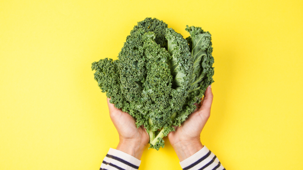 Why you really should make kale chips (and how to do it) 