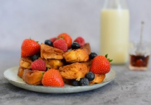 Mother s Day Breakfast Delight: French Toast Sticks with Fresh Berries