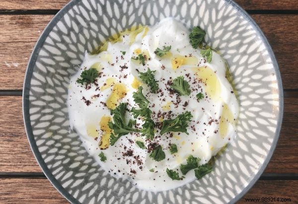 Recipe by Annemiek:labneh with parsley and za atar 