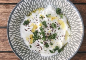 Recipe by Annemiek:labneh with parsley and za atar 