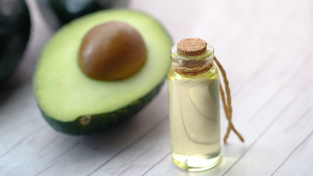 3 ways you can use avocado oil 
