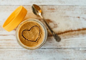 3 tips when choosing real healthy peanut butter 