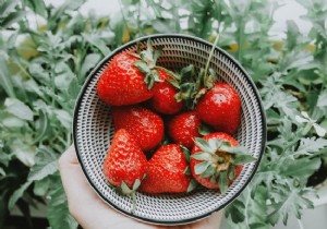 6 healthy breakfasts with strawberries in the lead 