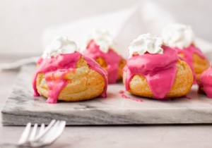 Sabine Koning s Tompouce Puffs: Oh My Foodness  Irresistible Dutch Pastry Fusion