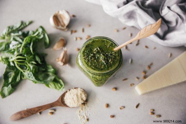 This is how you store fresh pesto 