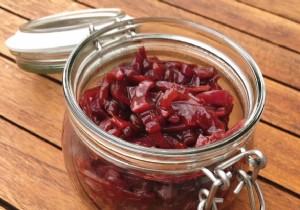 Easy Homemade Red Onion Chutney Recipe: Sweet, Tangy, and Healthier Than Store-Bought