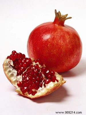 Culitip:fresh pomegranates 